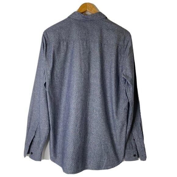 Forever 21 Men's size Medium Button Front Collared Long Sleeved Shirt Blue Dots - Picture 2 of 6